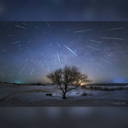 Gemini’s Meteors #nasa #apod #twan #geminids #geminidmeteorshower