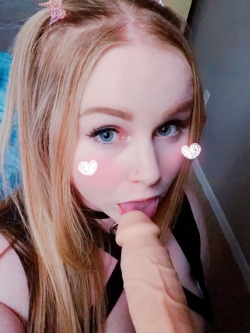 kittentoys:  Real life hentai girl ❤️