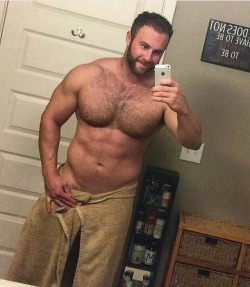 Musclebears & Hairy Men