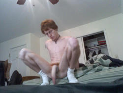 cagedjock:  dailysmoothy:  Tanderlicious Ginger. Let’s shave