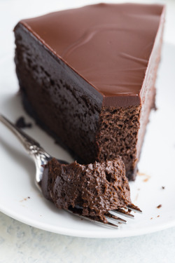 foodffs:  Triple Chocolate Cheesecake with an Oreo crust and