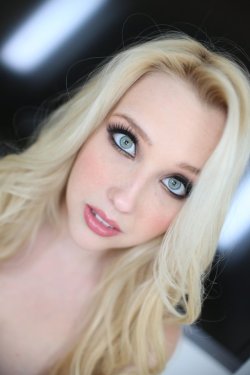 nochemax: NocheMax samantha rone  pornstar galaxy (portrait series)