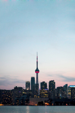 Toronto Evening | S.L.Δ.B.