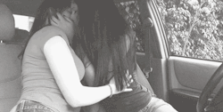 Lesbian Yes