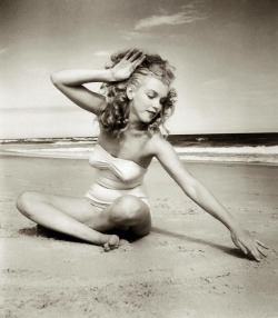 #Monroe 1949