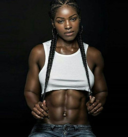 femalemuscletalk: Braids and abs just seem to go together.  Talklive