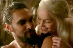 computergirlvip:  I LOOOOVE KHALEESI!!! My Fave. AND ZOMG KHAL