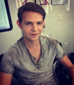 hairycelebs:  Robbie Kay - Thanks!