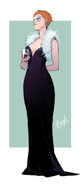 ohnoafterlaughs:  Moira red carpet look (w/ and w/out mask) https://twitter.com/afterlaughs