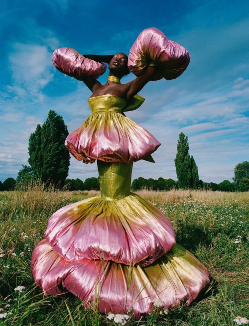 pocmodels:  Akuac Thiep by Timo Kerber for L’Officiel Singapore