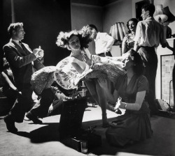  Chorus Girls 1950s Photo: Bert Hardy   