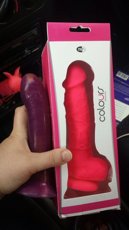 mimi-is-a-dirty-girl: Got a new toy to go with the new harness! I had intentions of getting one that was bigger then the purple one but I fell in love with this one. Aside from the color it’s very realistic. Can’t wait to use it on sissyprincessp