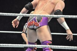 rwfan11:  Zack Ryder  ….that ASS! :-)