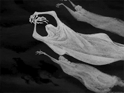 vintagegal:  Disney’s Fantasia (1940) Hope you all have a safe and happy Halloween xoxox 