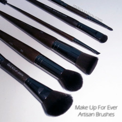 makeupbox:  Make Up For Ever Artisan Brushes If you’re a brush