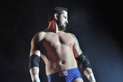 rwfan11:  Wade Barrett   That body! Love Wade!!