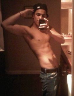 Male Celebrity Pits
