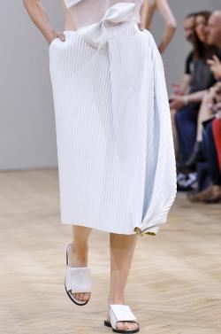 bahliss:  JW ANDERSON SS14   .