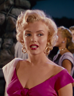 allaboutmarilynmonroe:  Marilyn Monroe in Niagra