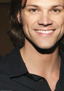 lipglosskaz:  Reason 51/1000000 why i love Jared  Your gorgeous