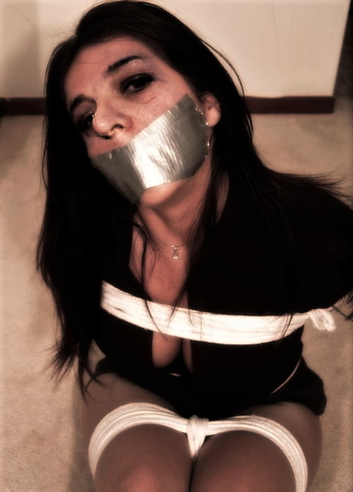 bondagehedgehog:  silviasouza:Crossdresser pantyhose tied gagged