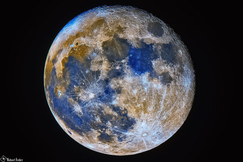 just–space:  A Blue Moon in Exaggerated Colors      : The