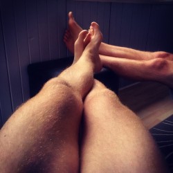 gymger:  A relaxing morning with my man. Off to the beach later!