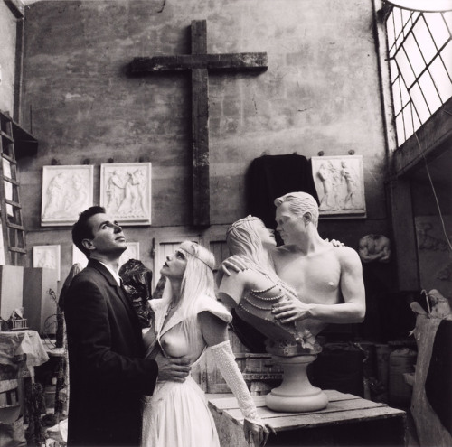 wtxch:Helmut NewtonJeff Koons & Cicciolina, Italy, 1991