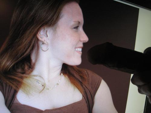 redheadfacial:  She gives good screen, it would seem… 