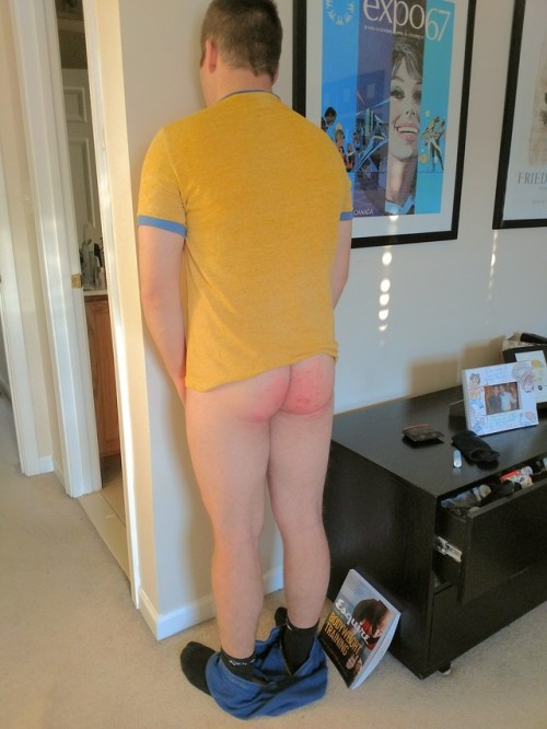 thepaddedprofessional:  thepaddedpunk:  Since living together full time I’ve decided to institute weekly maintenance spankings for Mikey. Today was his first  Hate to admit it, but it’s probably the best thing for me. Thanks daddy ☺️  Oh wow….great