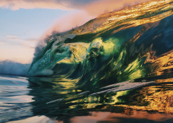 yahoonewsphotos: Vibrant Wave Photography These kaleidoscopic