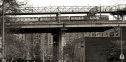 nyc-subway:  14 11 22_3057 Williamsburgh Bridge with train