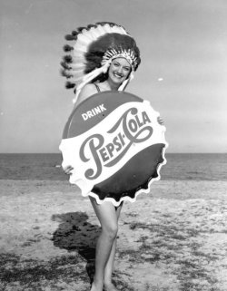 shorpyfan:  Pepsi Pin-up (1950’s)