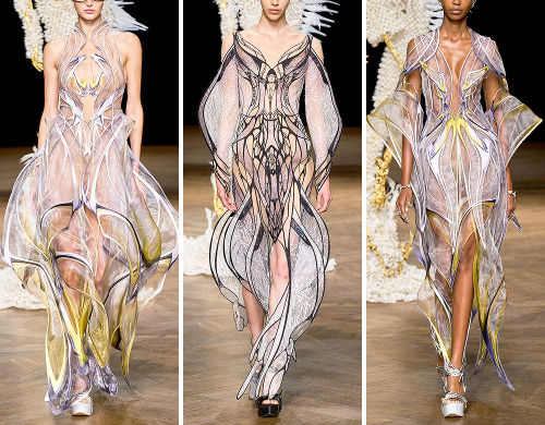 evermore-fashion:  Iris van Herpen ‘Meta Morphism’ Fall