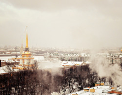 taurija:View of the St. Petersburg from the colonnade of St.