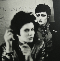 vaticanrust:Palmolive of The Slits with Siouxsie Sioux at The