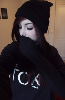 lostcore:  My beanie have the world’s cutest little ears 