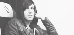 sleepingwithsirens-org:  Check Out:  Best Pierce The Veil Songs 