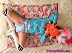 wearingclouds:  Lazy Diaper Days are the best! Who agrees?? @little-minimouse