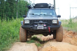 dieselswindsor:  The DropGearz Crew 1990 Jeep Cherokee XJ | Owner: