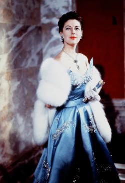 hollywoodlady:  Ava Gardner in The Barefoot Contessa, 1954 