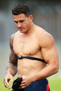 giantsorcowboys:  Tuesday’s Muse: Sonny Bill Williams Tumblr