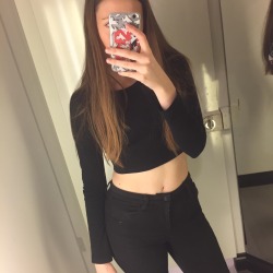 literallylivv:  changing room selfies 4 life