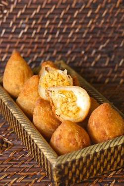 malocaquedomina:  brazilwonders:  Coxinha  amor eterno ♥