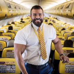 kirkbz:  Simply irresistible  WOOF what flight does he work on