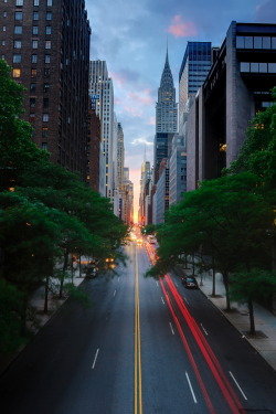 r2–d2:  Manhattanhenge from 42nd Street 