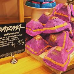 paris-paradise:  #lush #lushcosmetics (at LUSH Cosmetics St.