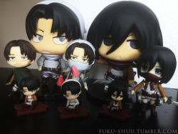 fuku-shuu:My chibi Levi & Mikasa figurines! (▰˘◡˘▰)This