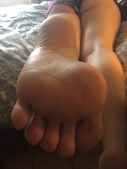 short-toes-are-best:  Short toes are best