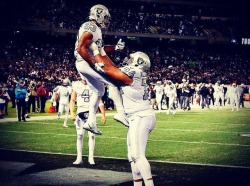 Eeeeeeeeeeeeeeeeeeee! #Washington #raiders #touchdown #lowdown